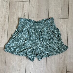 Tropical Leaf Print High Waist Women's Shorts